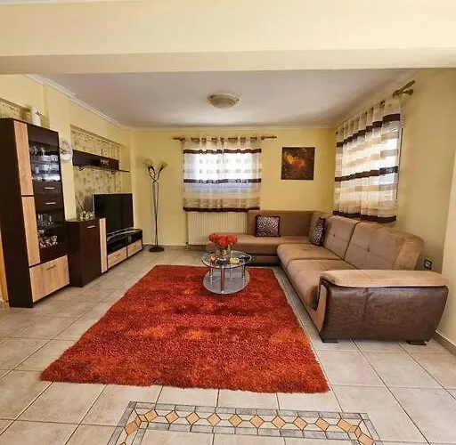 Luna Appartement Nea Kerasia